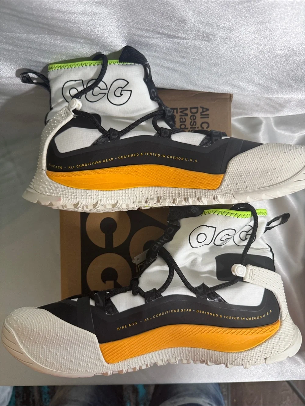 Nike ACG new box
